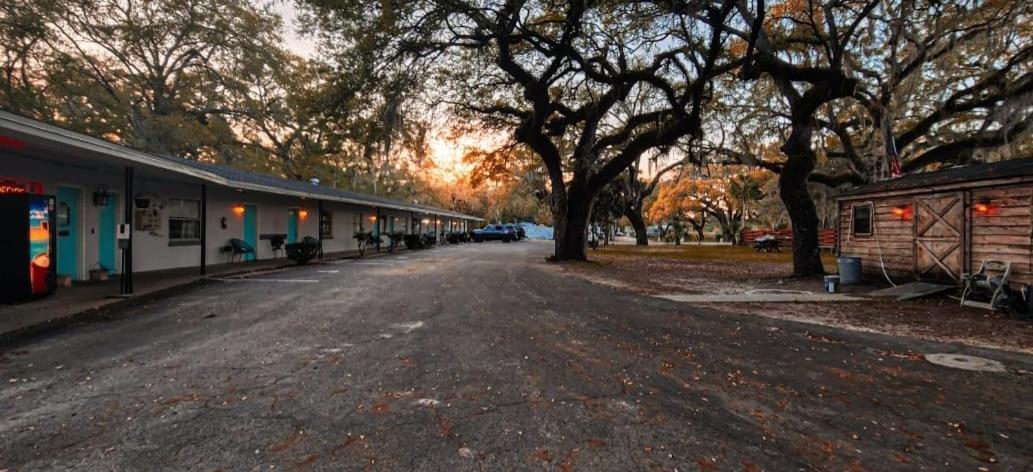 Cindy'S Motel & Rv Park Mayo Exterior foto